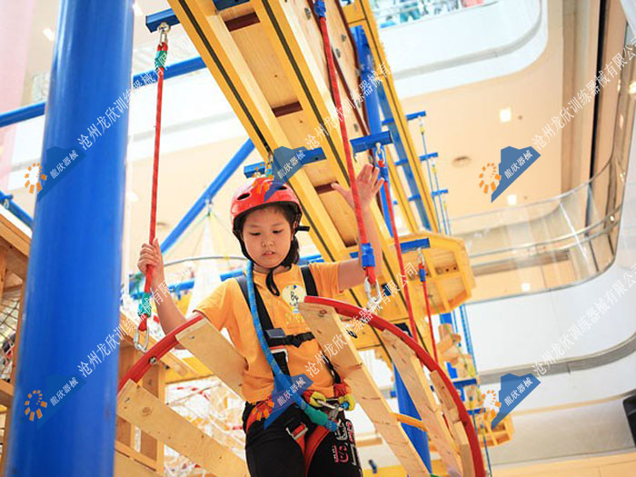 儿童拓展乐园|儿童绳网探险